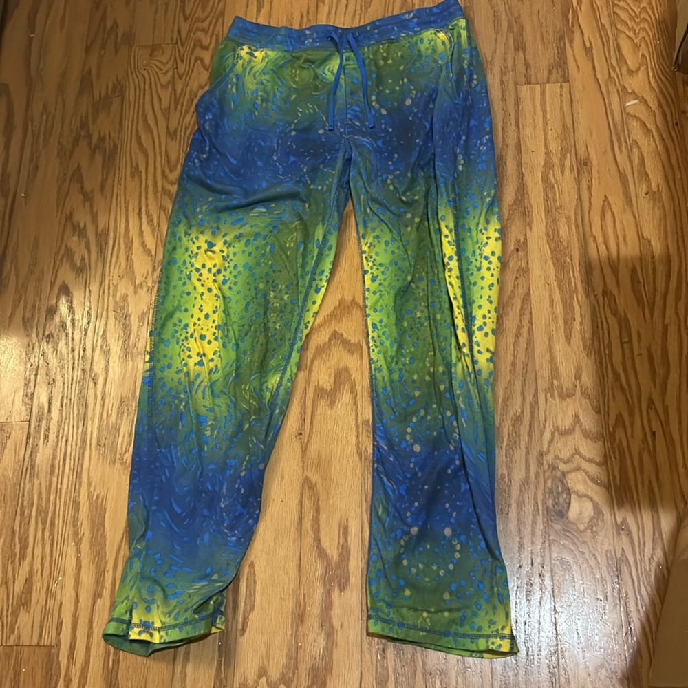 Reel Legends Men’s Green and Blue Fish Printed Pajama Pants M